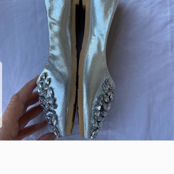 Lily Vanity Silver Metallic Slip on Flats size 39 NWOT - Picture 4 of 4